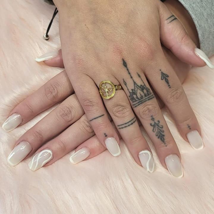 Des soins complets des mains et pieds chez FANNY ESTHÉTIQUE à Anet